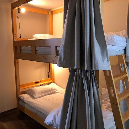 Swell Hostel Hyuga Buitenkant foto